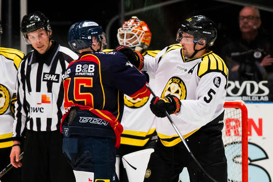 Djurgårdens Alexander Falk och Brynäs Lukas Kilström