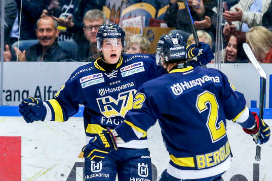 s Filip Sandberg jublar