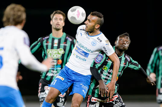 Värnamos Issam Jeball och Varbergs Thomas Boakye