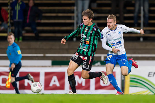 Varbergs Elias Andersson och Värnamos Freddy Winst