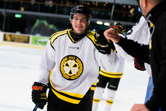 Brynäs Pathrik Westerholm jublar