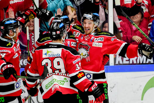 Malmö Redhawks Andreas Thuresson jublar