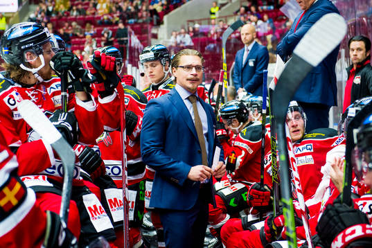 Malmö Redhawks tränare Björn Hellkvist i båset