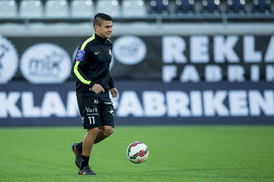 Häckens Paulo De Oliveira innan fotbollsmatchen i
