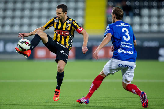 Häckens Martin Ericsson mot Åtvidabergs Månz Karlsson