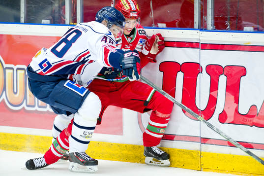 Linköpings Daniel Rahimi och Modos Emil Pettersson