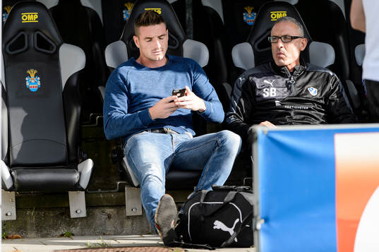Halmstads James Keene som är avstängd före