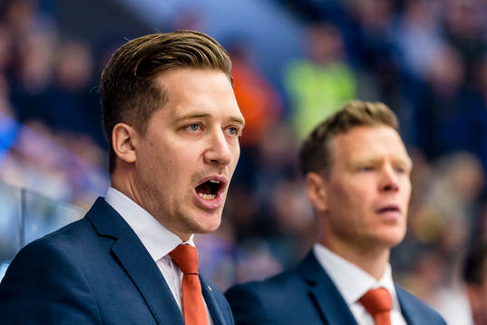 Växjös tränare Sam Hallam