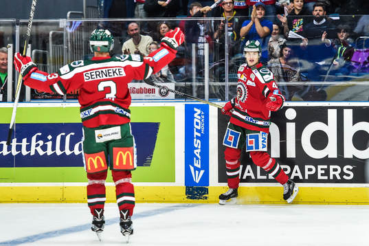 Frölundas Jacob Larsson jublar