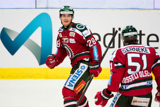Frölundas Johan Sundström jublar