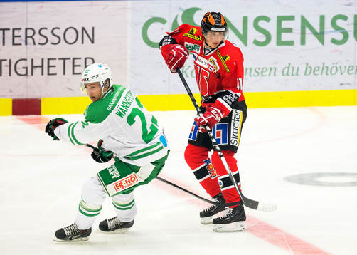 Rögles Sebastian Wännström och Örebros Joel Mustonen