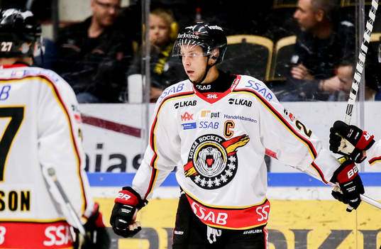 Luleås Johan Harju jublar