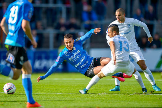 Halmstads Matthew Rusike faller