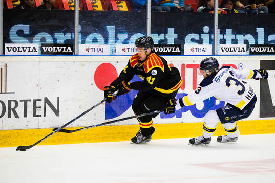 s Niklas Hansson