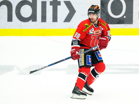 Örebros Jakub Petruzalek