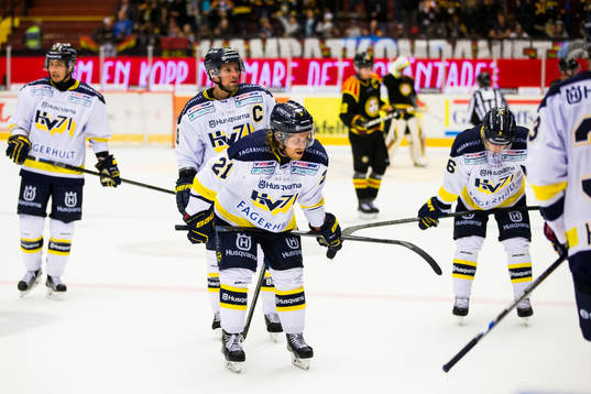 s Chris Abbott och Mattias Tedenby deppar
