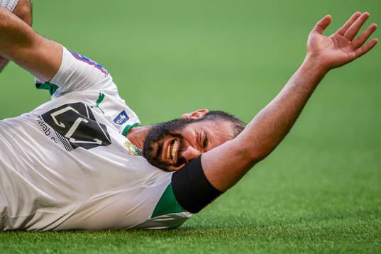 Hammarbys Kennedy Bakircioglu har ont