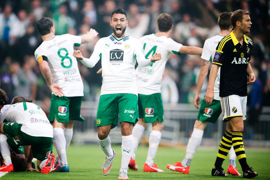 Hammarbys Imad Khalili jublar