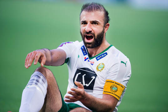 Hammarbys Kennedy Bakircioglu har ont