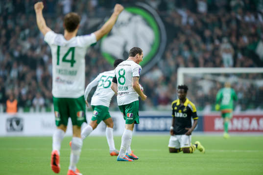 Hammarbys Johan Persson jublar
