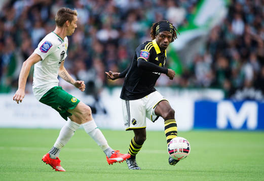 s Mohamed Bangura (t h)