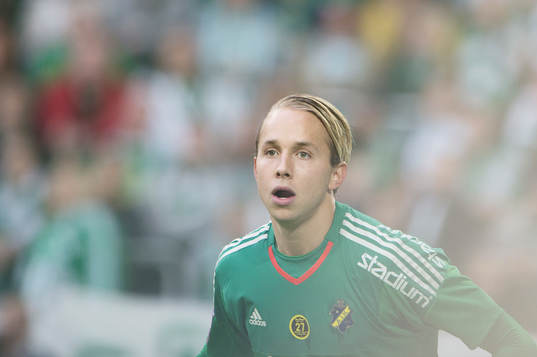 s målvakt Patrik Carlgren