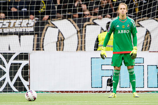 s målvakt Patrik Carlgren