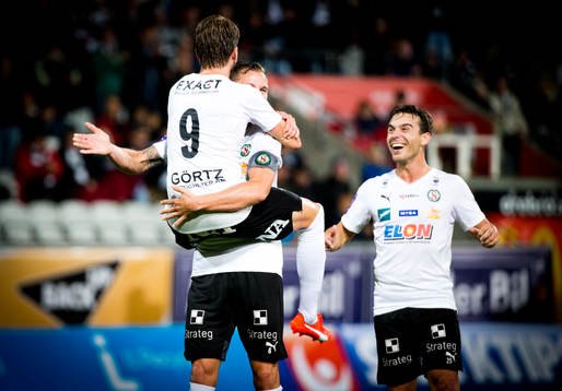 Örebros Martin Broberg jublar