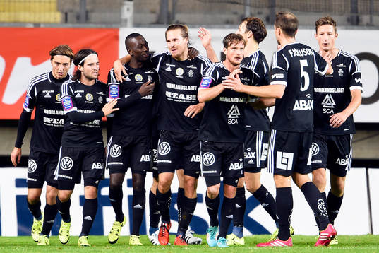 Sundsvalls Sebastian Rajalakso jublar