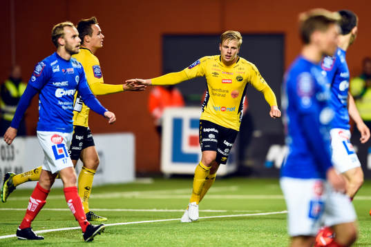 Elfsborgs Per Frick jublar