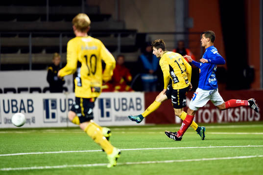 Elfsborgs Arber Zeneli gör 3-1