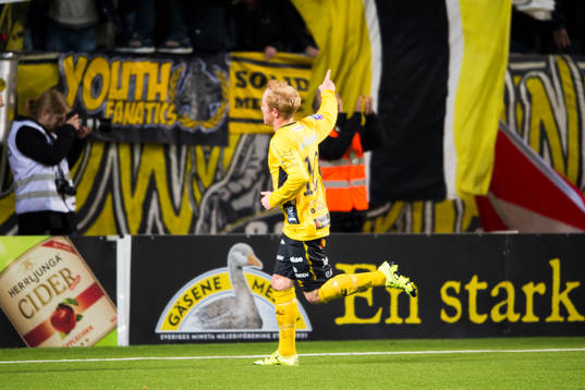 Elfsborgs Simon Lundevall jublar