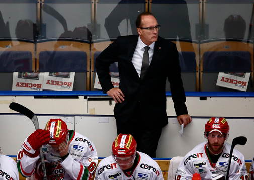 s tränare Larry Huras deppar