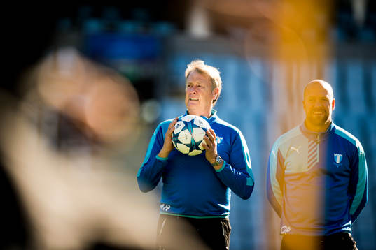 Malmös tränare Åge Hareide och assisterande tränare