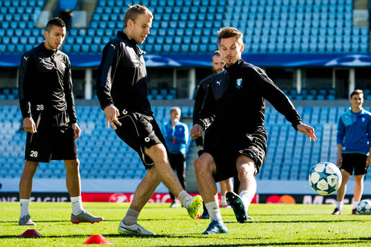 Bläddra bland fler bilder av Fotboll, Champions League, Malmö FF, Träning & Presskonferens