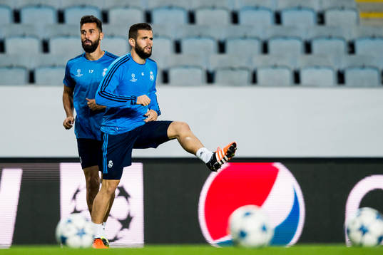 Real Madrids Arbeloa och Nacho Monreal
