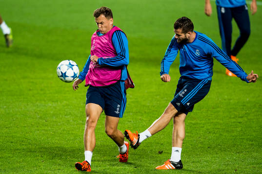 Real Madrids Denis Cheryshev och Nacho Monreal