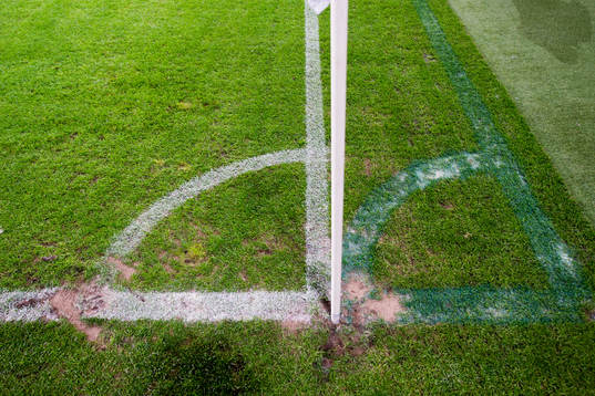 Planens bredd på Swedbank Stadion har krympts med två