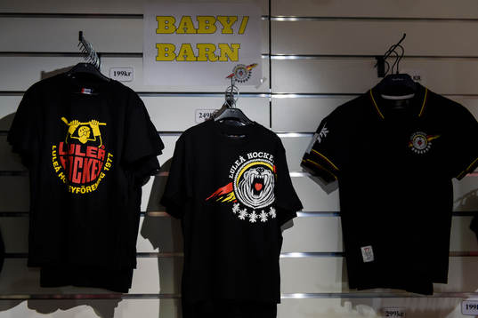 T-shirts i supportershopen