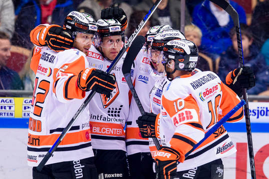 Karlskrona spelarna jublar