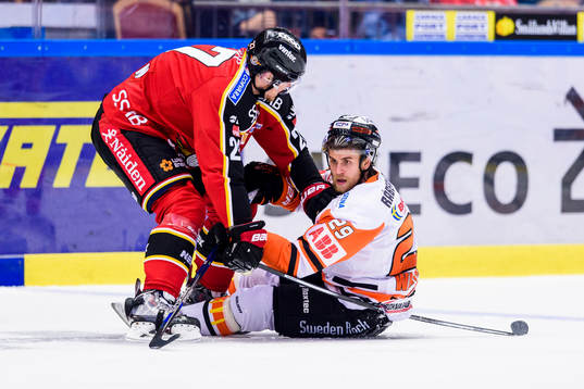 Luleås Brendan Mikkelson och Karlskronas Alexander Wiklund
