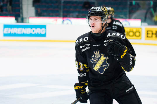 s Malte Strömwall jublar