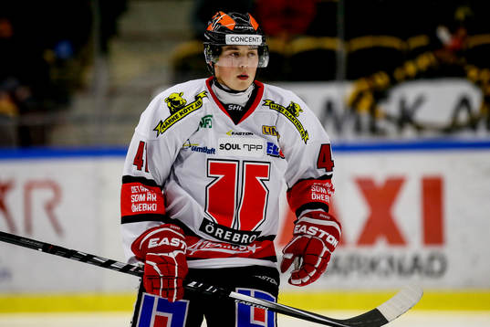 Örebros  Joel Mustonen jublar