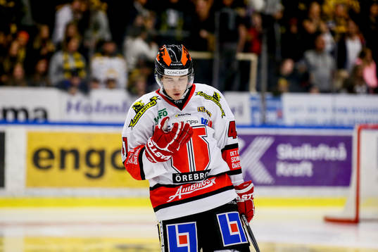 Örebros  Joel Mustonen jublar