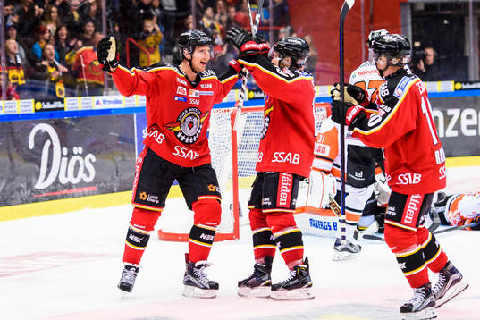 Luleås Anton Hedman jublar