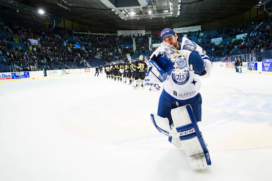 Leksands målvakt Frans Tuohimaa deppar