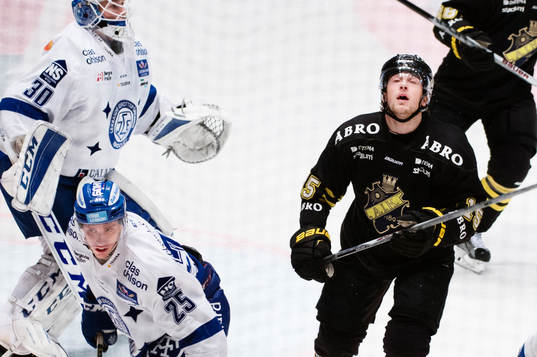 s Jonathan Andersson reagerar