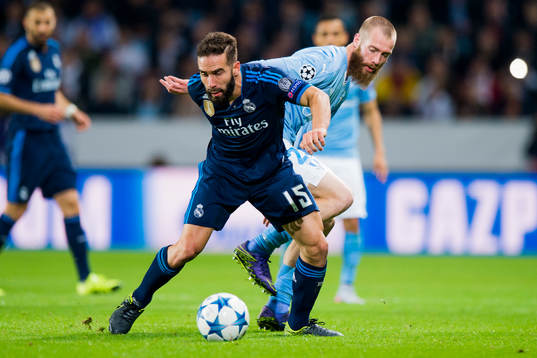 Real Madrids Daniel Carvajal Ramos jagas av Malmö FFs Jo