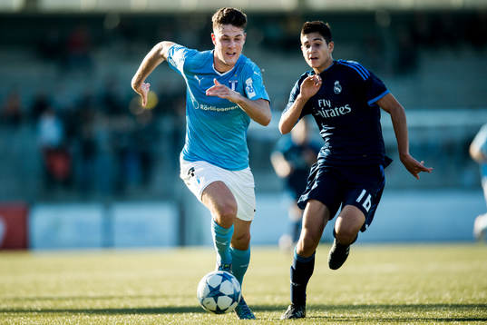 Malmö FFs Oliver Stojanovic Fredin och Real Madrids Jaume