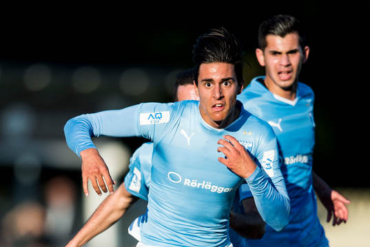 Malmö FFs Isak Redzic jublar